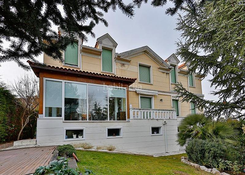 Foto 366edaba-8972-427c-bb5b-dc32b0d9d89e. Chalet with heating parking pool in El Berrocal Valladolid