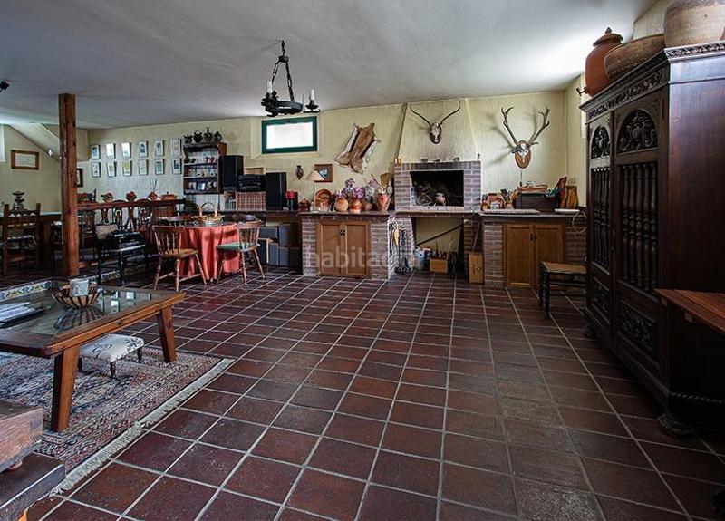 Foto 6acb988f-b5a3-474b-98d8-9aacc2699c99. Chalet with heating parking pool in El Berrocal Valladolid