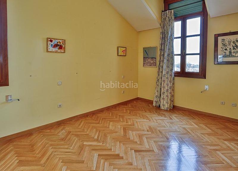 Foto efc0a48f-0231-447e-9c5d-f4fb389e3518. Chalet with heating parking pool in El Berrocal Valladolid