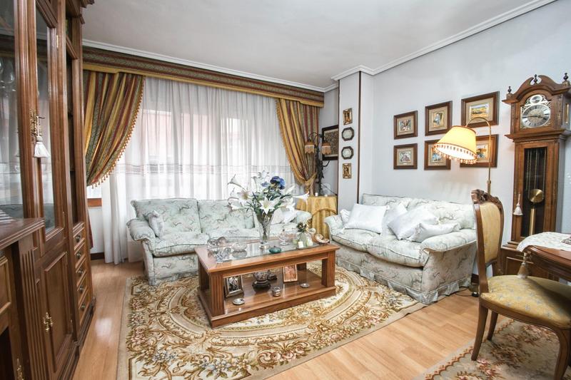 Foto 5e6e5145-ee7c-4267-8baa-72696630d17f. Appartement avec chauffage parking dans Centro Valladolid