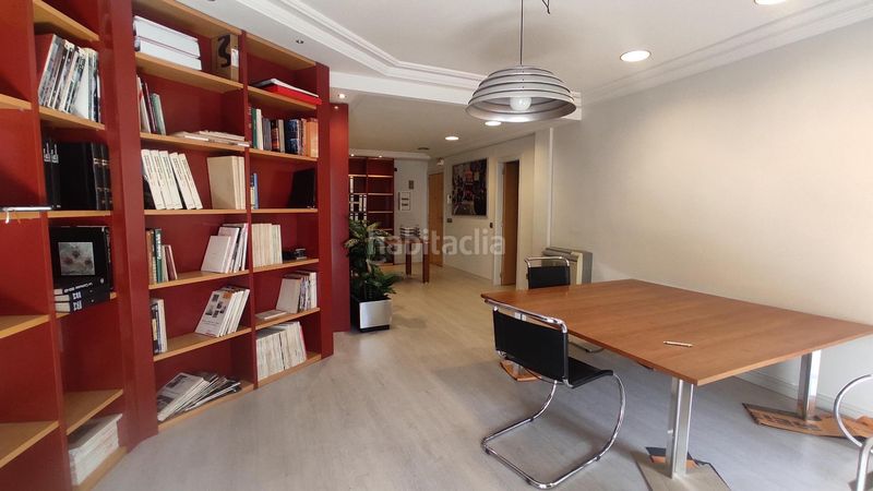 Foto 9f2fd705-d70b-48b8-83d1-88f3fc80fee9. Miete büro mit heizung in Centro Valladolid