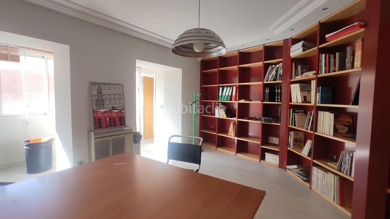 Foto ebfe4d60-1793-43ac-8da7-20e172c44c8f. Miete büro mit heizung in Centro Valladolid
