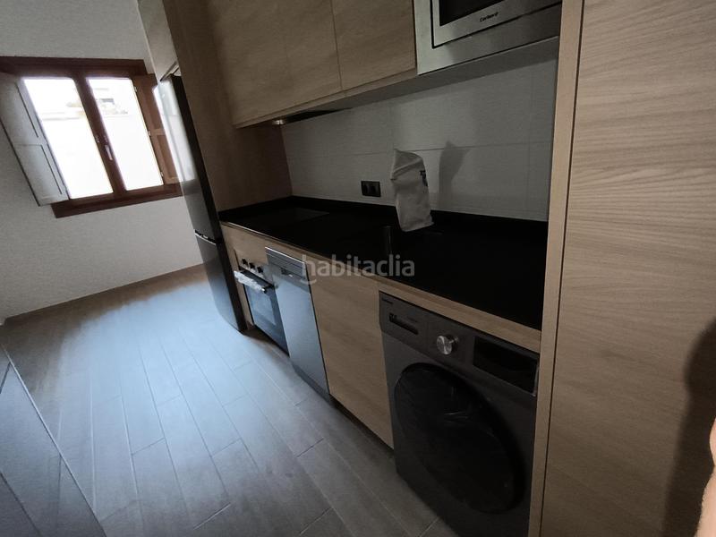 Foto 873b78fe-376a-467c-a7b4-6ec37fad4937. Rent flat with heating in Centro Valladolid