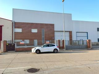 Nau industrial  Calle roble
