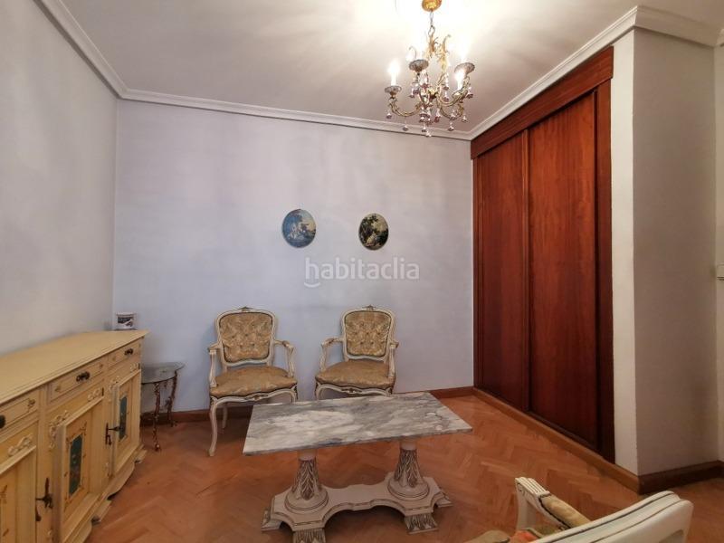 Foto 027407c7-880a-4f37-ade1-e95417284257. Pis amb calefacció aparcament a Centro Valladolid