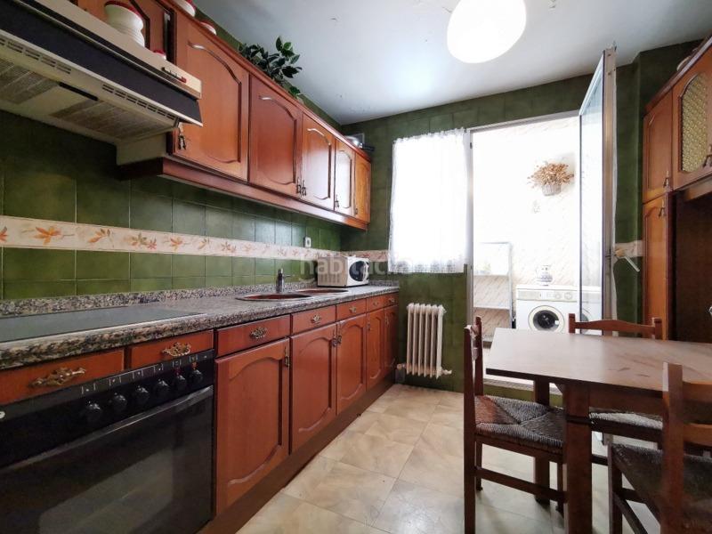 Foto 5edd0cf9-1214-49bf-af65-76fd6265ccc5. Pis amb calefacció aparcament a Centro Valladolid