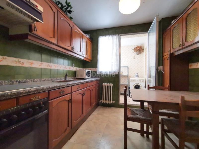 Foto 7e48d94c-c11d-4b51-9704-51b0a593282d. Pis amb calefacció aparcament a Centro Valladolid