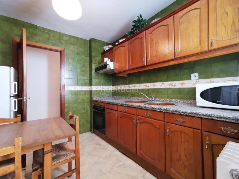 Foto d99a66f9-cf09-4683-9af9-b5220f6da48e. Pis amb calefacció aparcament a Centro Valladolid