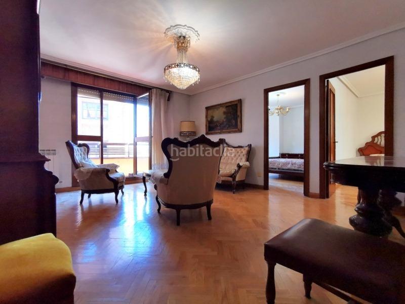 Foto e4184a9d-b2b1-441c-bd0c-e3b23c2623ed. Pis amb calefacció aparcament a Centro Valladolid