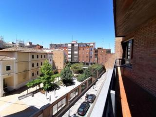 Pis  Calle nuez de arce. Piso en el centro de valladolid con terraza y parking
