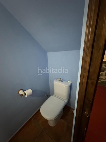 Foto d883bfc9-7d76-40f6-a8da-dc25b6e21c7d. Lloguer casa adossada amb calefacció aparcament piscina a Valladolid