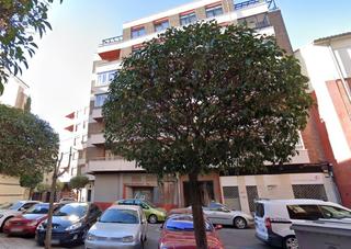 Apartment in Caño Argales. Local convertido en vivienda oportunidad única junto a plaza esp