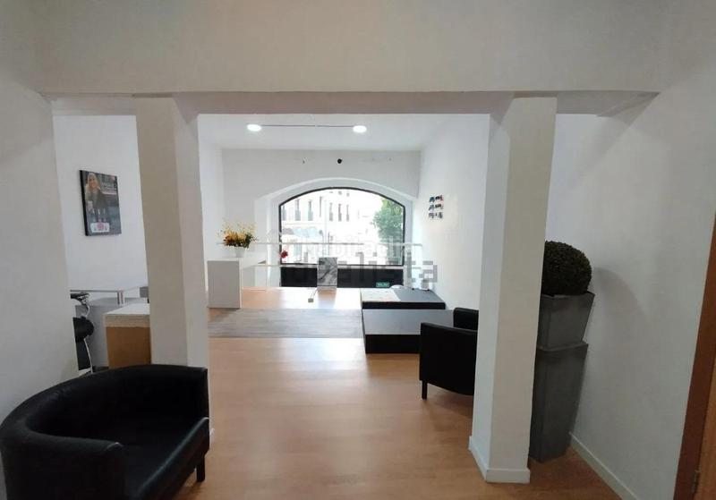 Foto 02c4bbed-af9e-4170-93bf-bd5cee0913dc. Rent business premise in Centro Valladolid