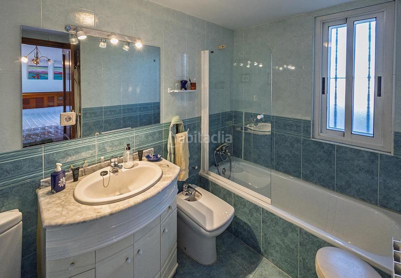 Foto 84999b4a-fab5-4d00-9b1f-9047469a1ac1. Àtic amb calefacció aparcament piscina a Covaresa Valladolid