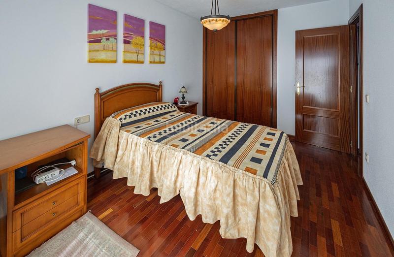 Foto ef554327-4f8b-427c-bd9f-f3bbccde1ba7. Àtic amb calefacció aparcament piscina a Covaresa Valladolid