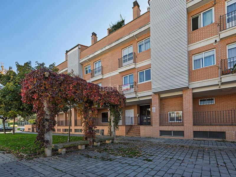 Foto f2288a15-f49f-4b27-a74e-d1d98cf546af. Àtic amb calefacció aparcament piscina a Covaresa Valladolid