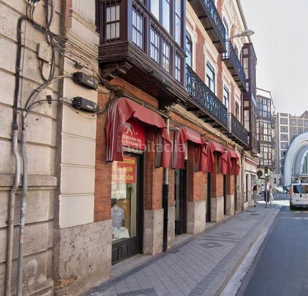 Foto 8e924d08-bb5c-4325-929f-5c178d35f42f. Alquiler local comercial amplio local comercial en el corazón en Valladolid