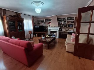 Xalet a Renedo de Esgueva. Imponente chalet de lujo en renedo de esgueva con piscina privad