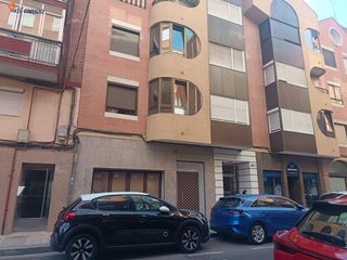 Appartement  Calle de joaquín maría jalón. Loft recién reformado en la rubia