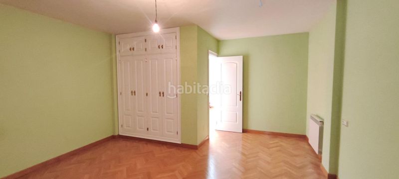 Foto 095ab0f6-155f-4a42-953f-faabb797bfb6. Casa amb calefacció aparcament a Campo Grande Valladolid
