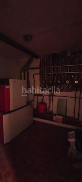 Foto 40bb8ae9-468a-4e51-a9d9-61d6df0dce5d. Casa amb calefacció aparcament a Campo Grande Valladolid