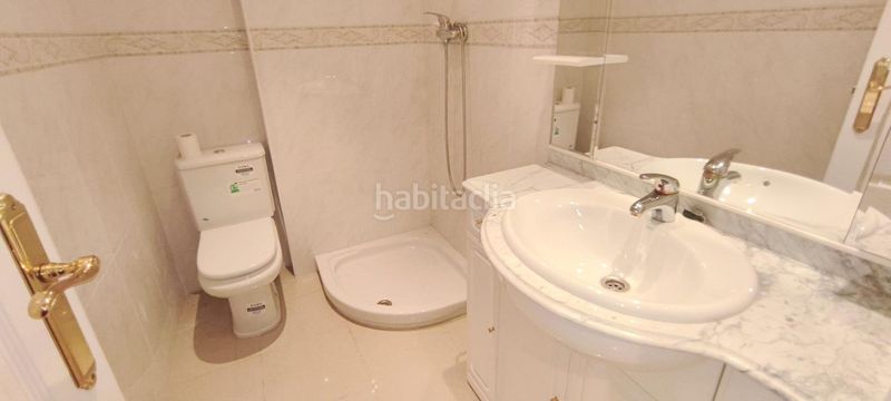 Foto 9e7572ca-8180-43e1-8823-a3c3a095d659. Casa amb calefacció aparcament a Campo Grande Valladolid
