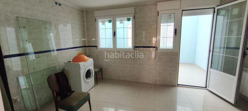 Foto df64f2d6-d9bb-4dfb-ae71-61c2280da214. Casa amb calefacció aparcament a Campo Grande Valladolid