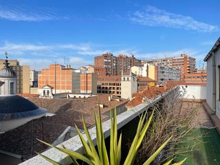 Àtic a Centro. Se vende ático duplex en el centro
