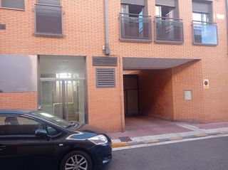 Parking coche en Delicias