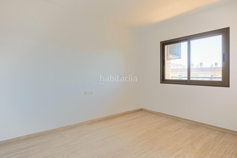 Foto 491ee2f3-e712-48d9-9334-11585ed27a98. Apartament amb aparcament piscina a Playa de los Boliches Fuengirola