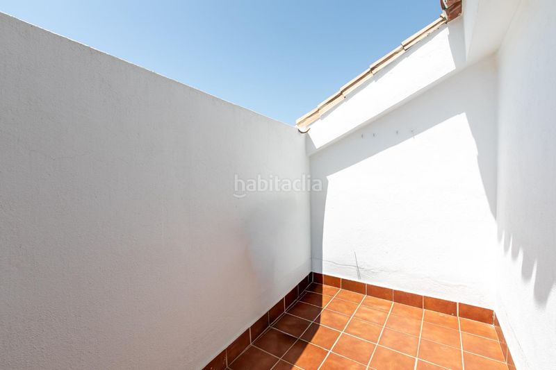 Foto ae0d5361-6fee-42a8-b60a-f6b01a124ea3. Location duplex dans Centro ciudad Fuengirola