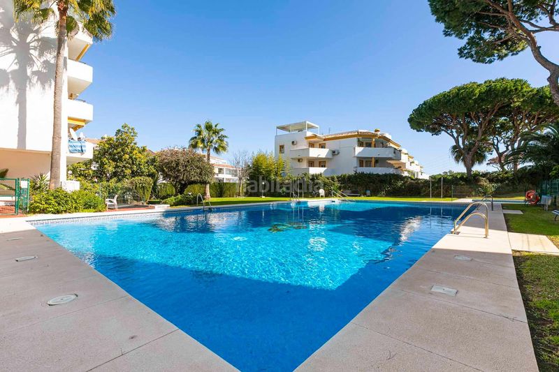 Foto 0209a2ed-8024-491d-98b9-504ed605a384. Pis amb aparcament piscina a Calahonda Mijas