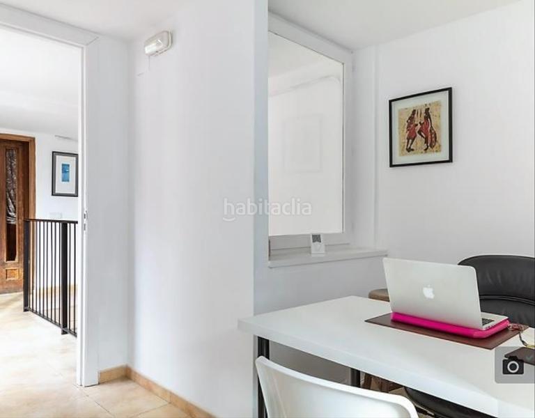 Foto 0b0685b5-7d05-4a9e-b333-a83b3a267260. Casa amb calefacció aparcament a El Coll Barcelona