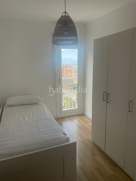 Foto 8be1efc8-5c93-48f0-a41d-7bf4a17ee517. Alquiler piso pis de alquiler temporal en harmonia, vall d'hebron en Barcelona