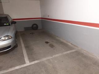 Lloguer Aparcament cotxe  Carrer de martí i alsina. Parking en alquiler en el centro de horta
