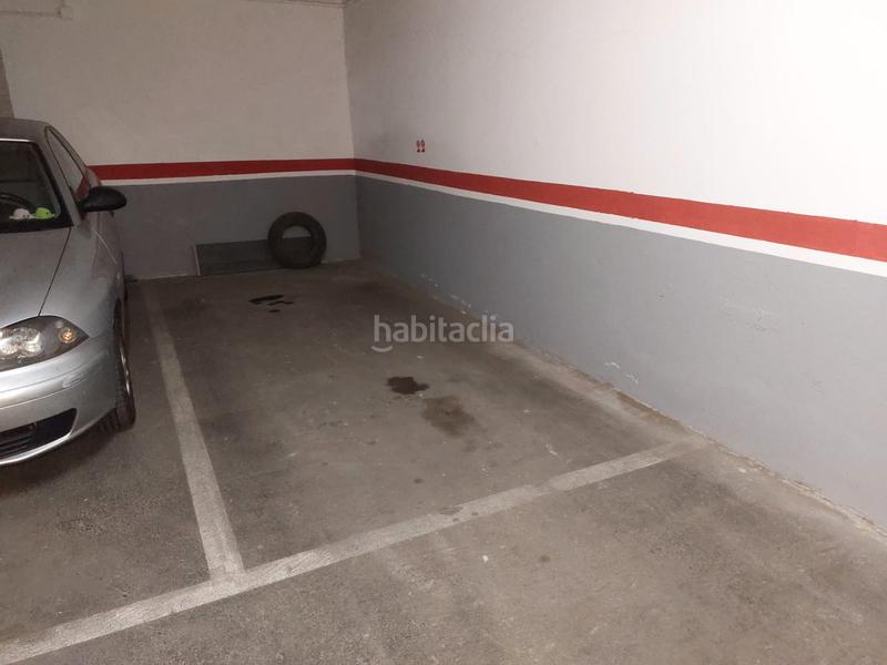 Foto 700c1d46-849f-4db4-a722-d1988f7f05ec. Rent car parking in Horta Barcelona