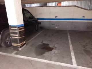 Parking voiture  Carrer del doctor letamendi. Parking individual en horta residencial