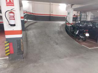 Aparcament cotxe  Carrer de porto. Lote de plazas de aparcamiento en venta – horta-guinardó (carrer