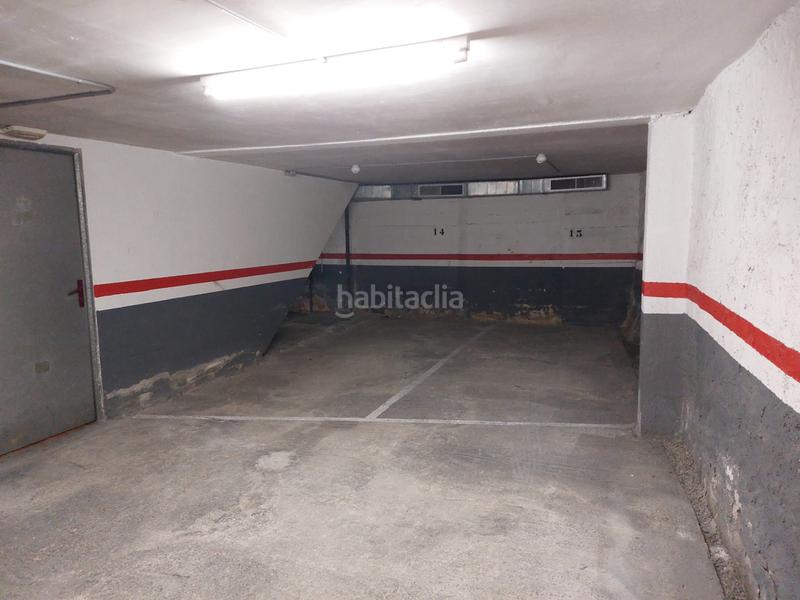 Foto 42191fa5-fe3f-4b8b-bd03-4cfca77c1d8d. Parking voiture dans Horta Barcelona