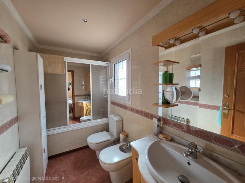 Foto 11ba819c-e0e6-4544-91f5-22536f4cb401. Casa adossada amb xemeneia calefacció aparcament piscina a Barcelona