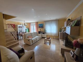 Reihenhaus  Carrer de la palma de sant genís. Exclusiva casa con vistas al mar, jardín privado y piscina