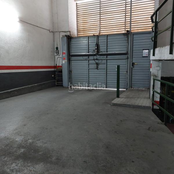 Foto 5e72f049-2b2a-4665-86a0-f39d020c38f1. Posto moto in Horta Barcelona