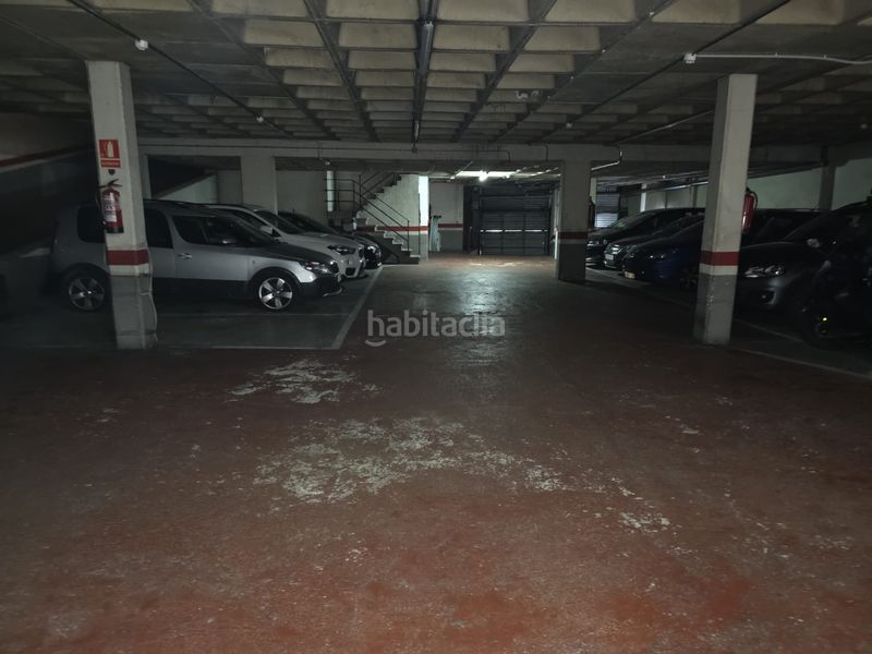 Foto 544c592e-11b5-4efc-8d52-1d7f1b6d4956. Aparcament cotxe a Horta Barcelona