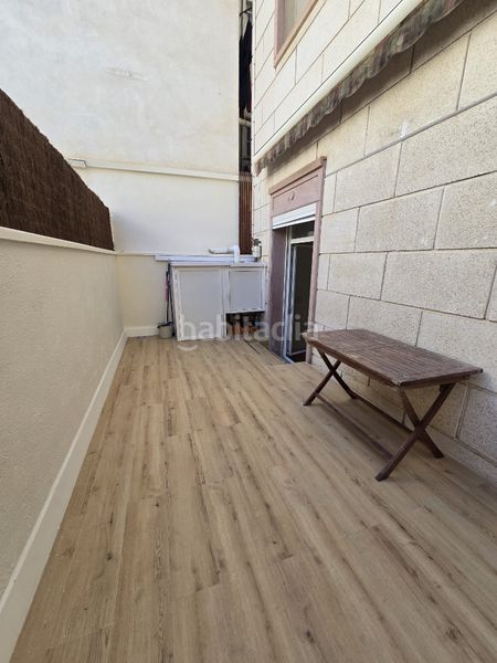 Foto f9b8814b-e18d-4d76-b961-6fd00c6284b5. Pis amb calefacció a Prosperitat Barcelona