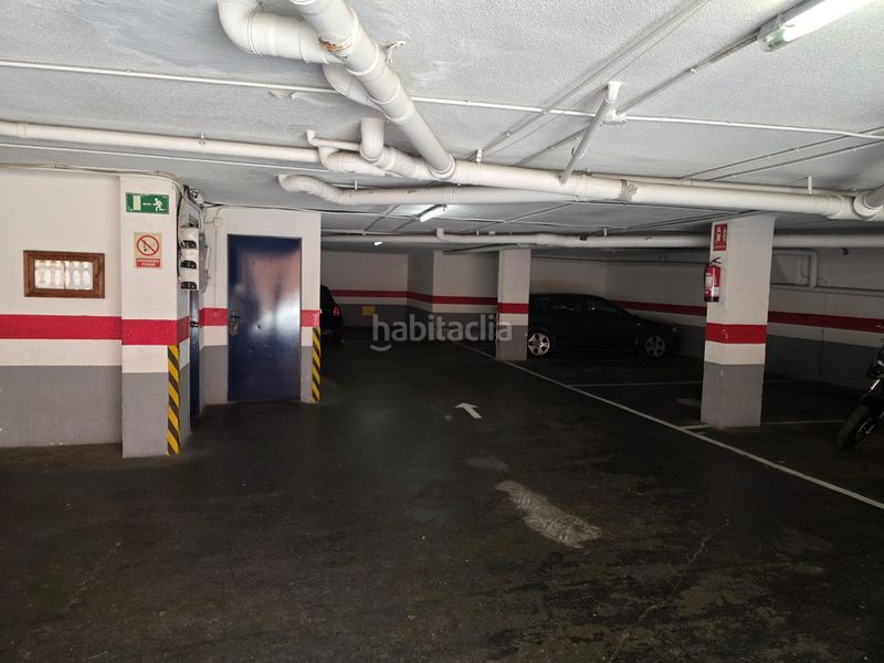 Foto 1a7a5e16-8cf3-4583-86e1-682e54a122bc. Aparcament cotxe a Horta Barcelona