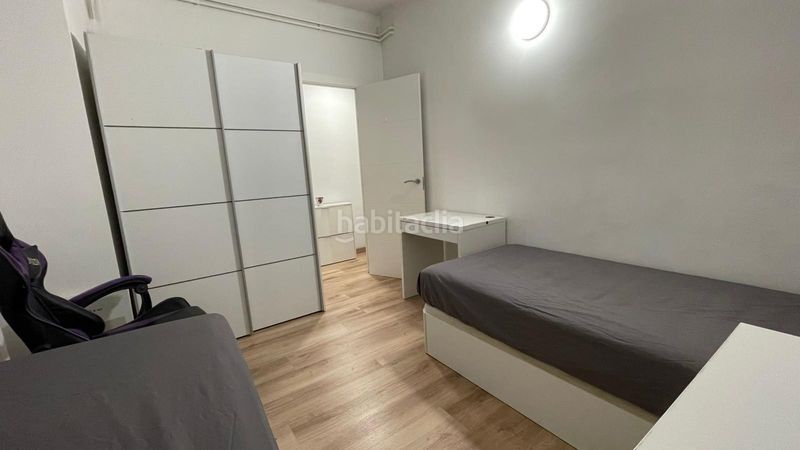 Foto 7cfc6bce-f7ac-4042-bc25-8cec056616dc. Planta baixa amb calefacció a Carmel Barcelona