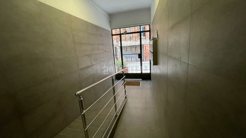Foto cce5c089-a1a0-45ca-8b8d-333f9dd07314. Planta baixa amb calefacció a Carmel Barcelona
