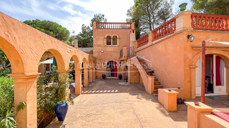 Foto 442c7995-7778-4d3d-b573-ff2836a6a4d4. Casa con riscaldamento parcheggio piscina in Sa Riera-Sa Fontansa Begur