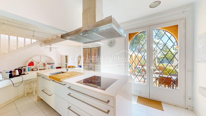 Foto f3a5ce49-b779-495f-9613-ce5ac1357c24. Casa con riscaldamento parcheggio piscina in Sa Riera-Sa Fontansa Begur