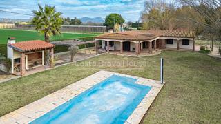 Masia  Ctra. de la gola. Propiedad ecuestre en venta cerca de torroella de montgrí